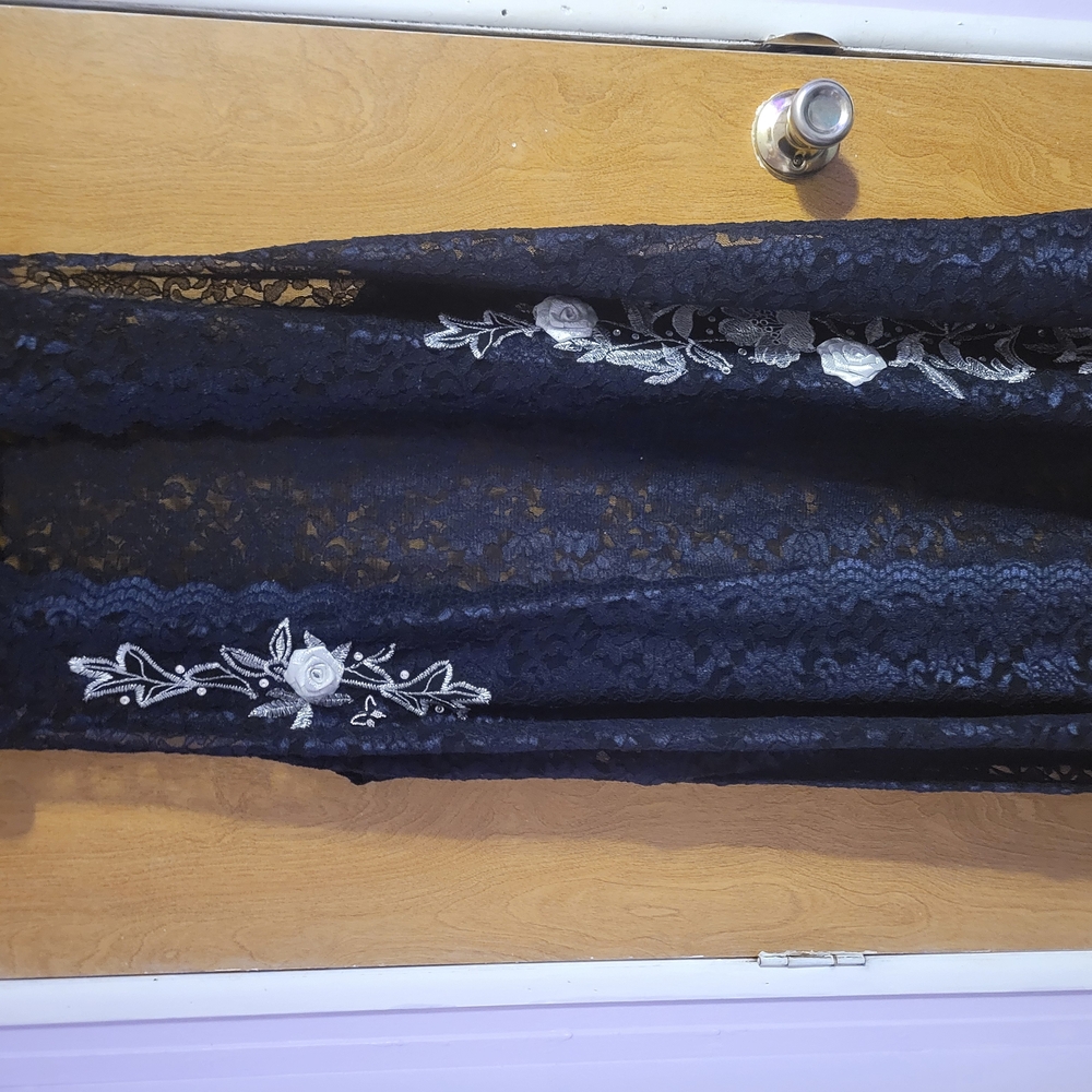 Elegant Navy Blue Lace Duster with Silver Floral Embroidery